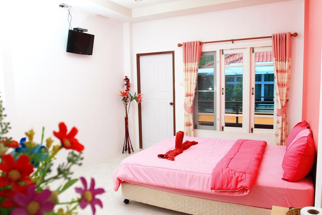 I-Talay Trio Hotel Koh Samet Exterior photo